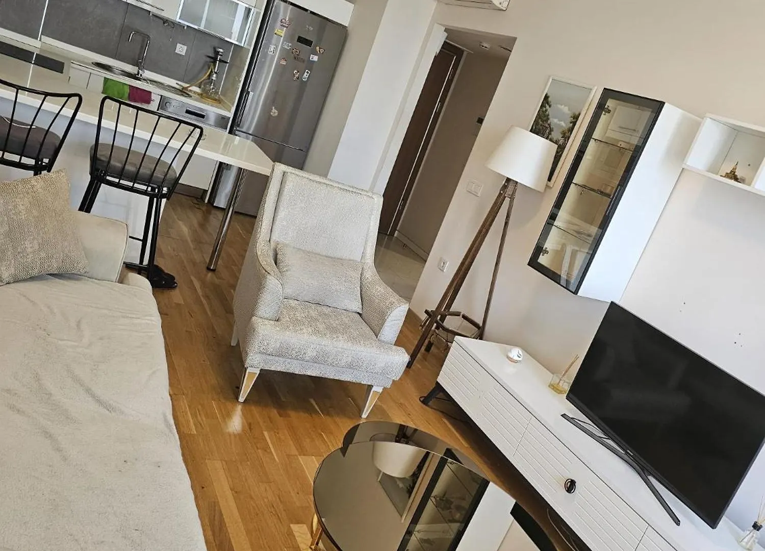 Outstanding 1+1 Bedroom Suite Apartment Available Stambuł